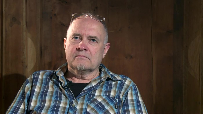 Keywords: cross thinking; dirty hands