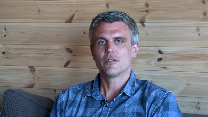 Skills to become an art director in digital media